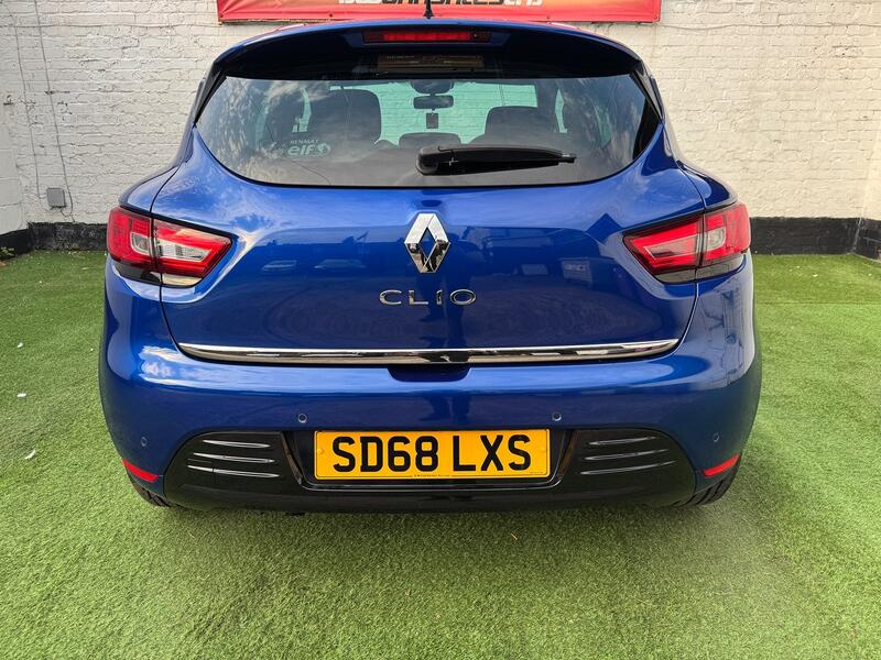 RENAULT CLIO