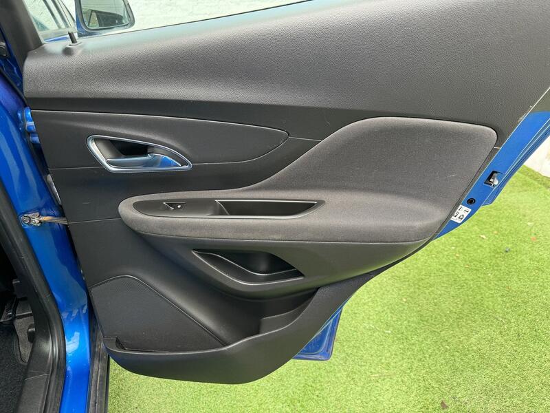 VAUXHALL MOKKA
