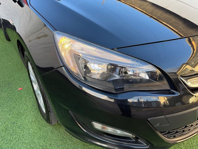 VAUXHALL ASTRA