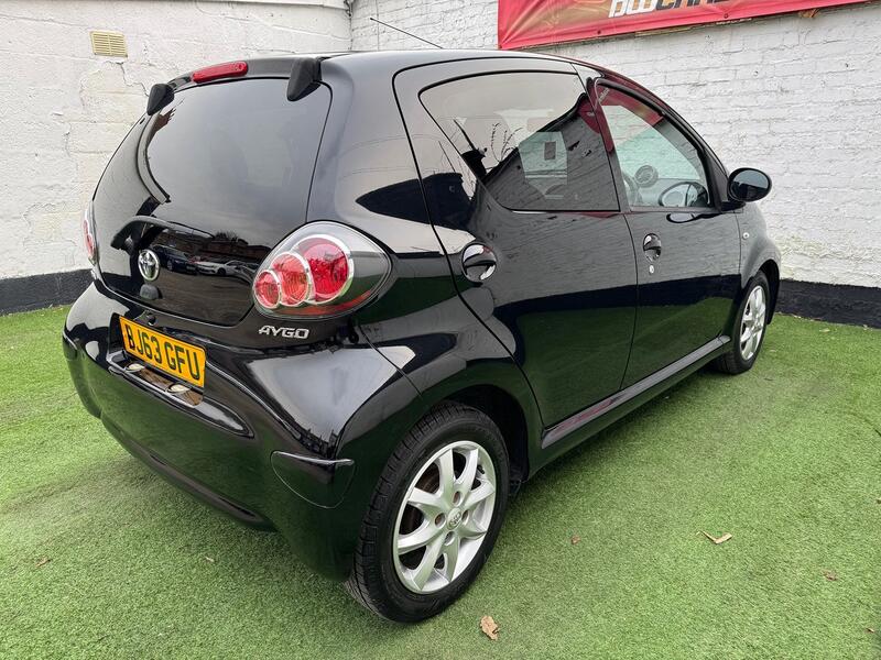 TOYOTA AYGO