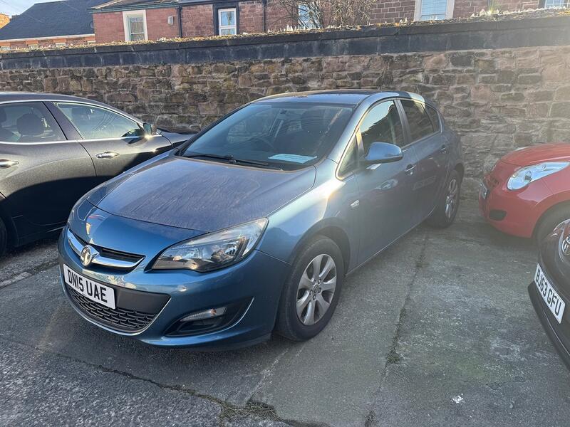 VAUXHALL ASTRA