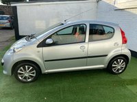 PEUGEOT 107