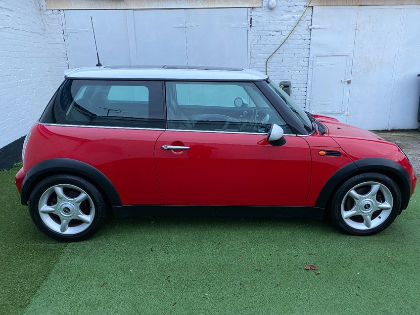 MINI HATCH COOPER