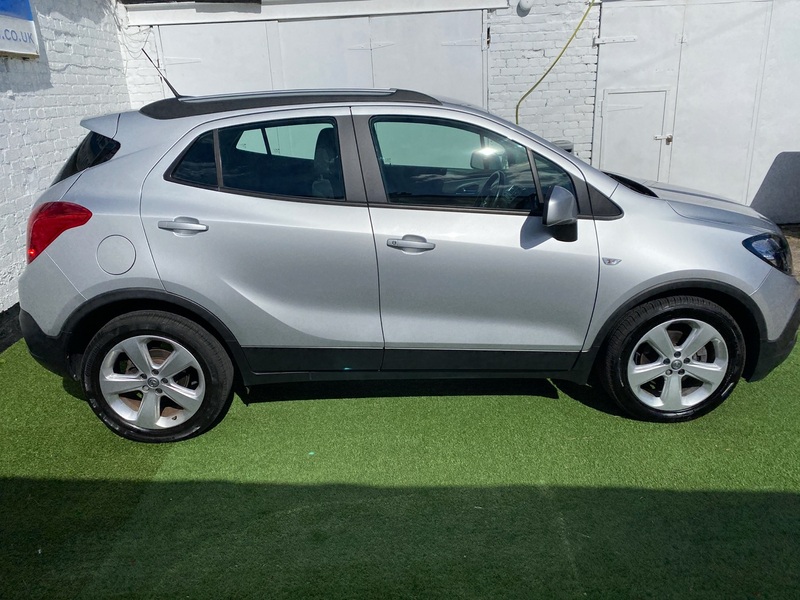 VAUXHALL MOKKA