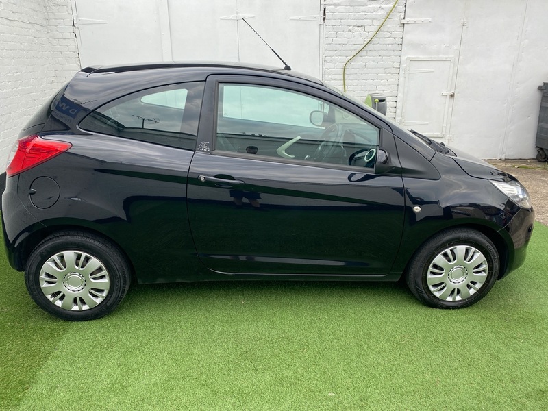 FORD KA