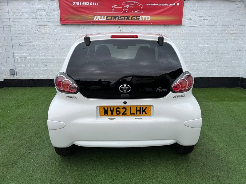 TOYOTA AYGO